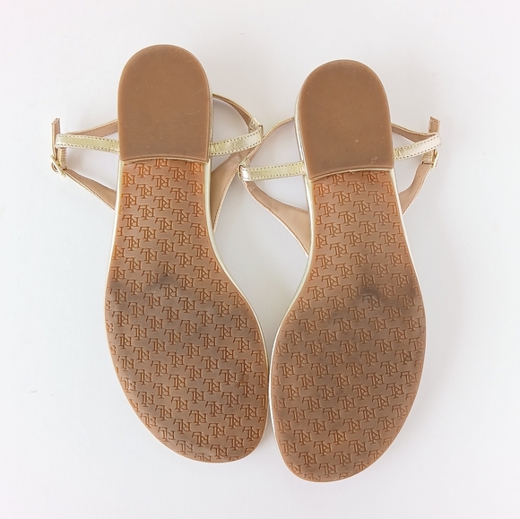 Lauren Ralph Lauren Ellington Gold Women's Thong Sandals - Picture 6 of 6